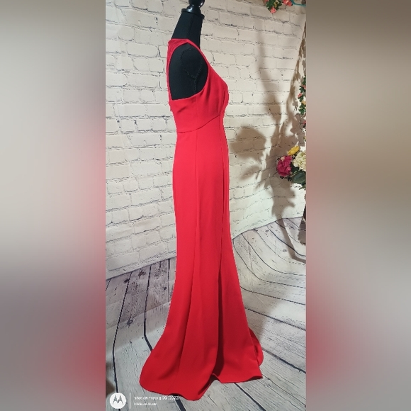 See Updated listing BCBGeneration Racerback Floral Lace Woven Mermaid HemlineGow - Picture 2 of 16